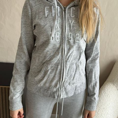 Abercrombie & Fitch hettegenser - hettejakke - hoodie - crew - sweat