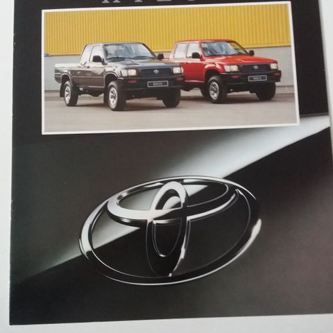 TOYOTA HILUX -brosjyre. (NORSK)