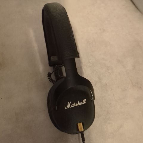 Marshall Monitor headset over-ear