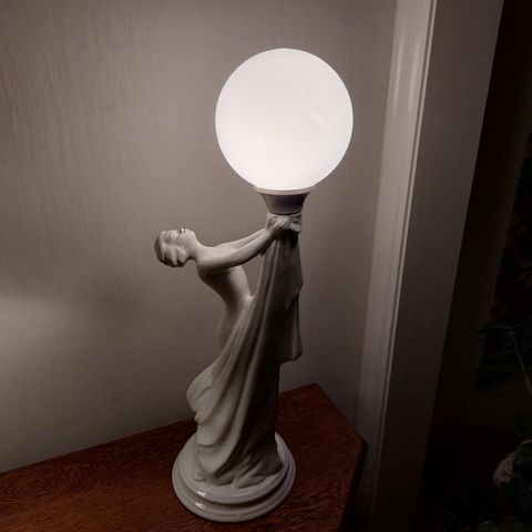 Stilig lampe
