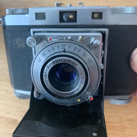 Zeiss Ikon Contina