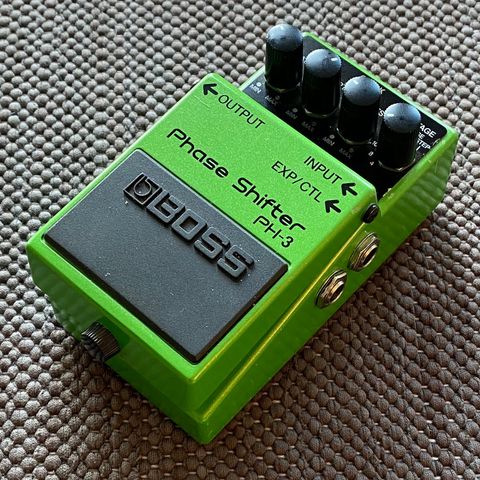 Boss PH-3 phaser