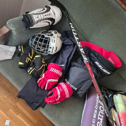 Hockey-/ bandy utstyr barn (130-150 cm)