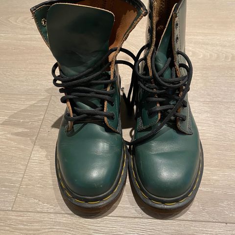 Dr. Martens dame sko. Str 36