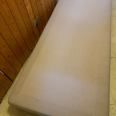 Seng. Ikea seng 120x 200