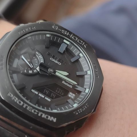 Casio GM-B2100BD-1ADR