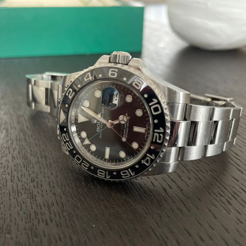 Rolex GMT Master II - 116710LN - Norsk - En eier