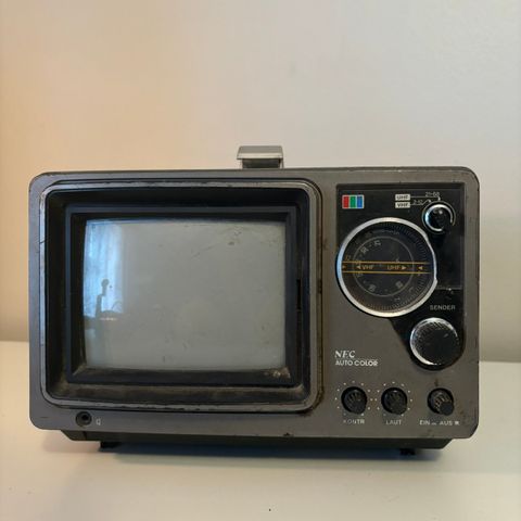 NEC Color Portable CT-6A1P-2B2 - 16cm tv