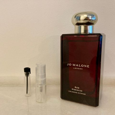 Jo Malone - Red Hibiscus Cologne Intense. Parfymeprøve / dekanter