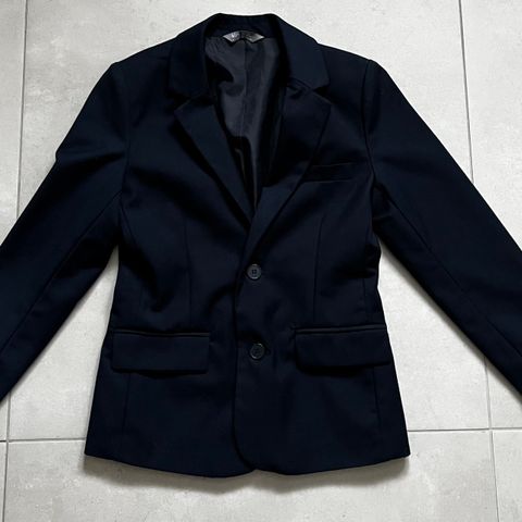 Ny mørkeblå blazer fra Lindex - 140 cm