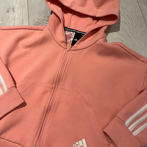 Adidas jakke 9-10 år