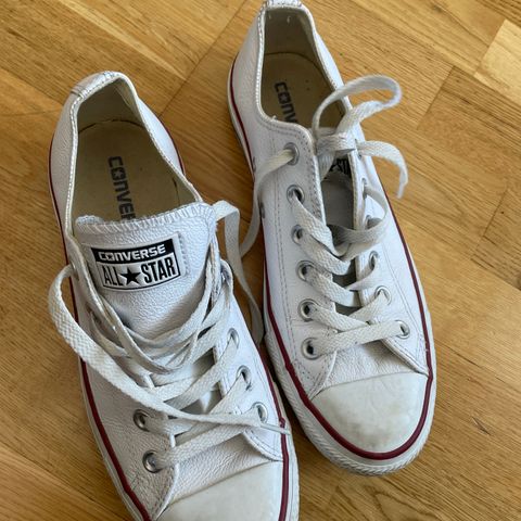 Converse skinnsko str 39