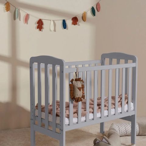 JLY dream bedside crib, gi bud