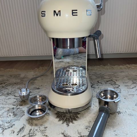 kaffemaskin SMEG med steamer!