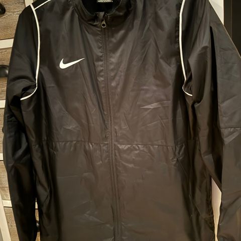 Nike treningsjakke