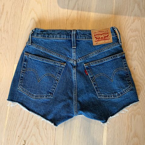 Levi’s shorts