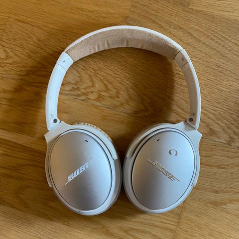 Bose headset QC25