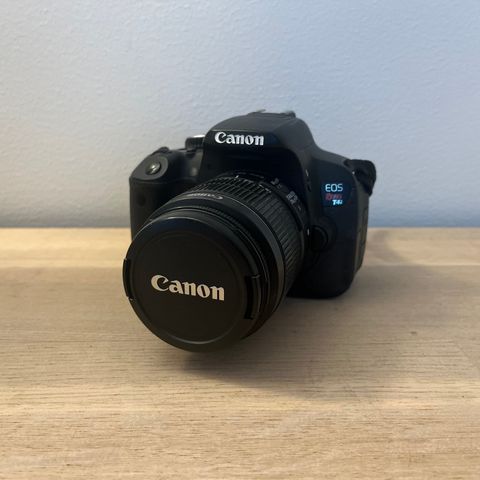 Canon EOS Rebel T4i / EOS 650D med 18-55mm objektiv