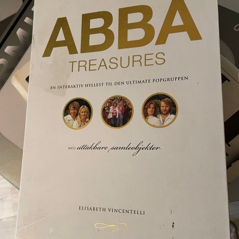 Abba Treasures bok