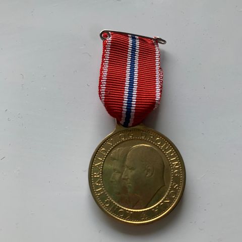 Medalje 17. mai 1992 (kongeparet)