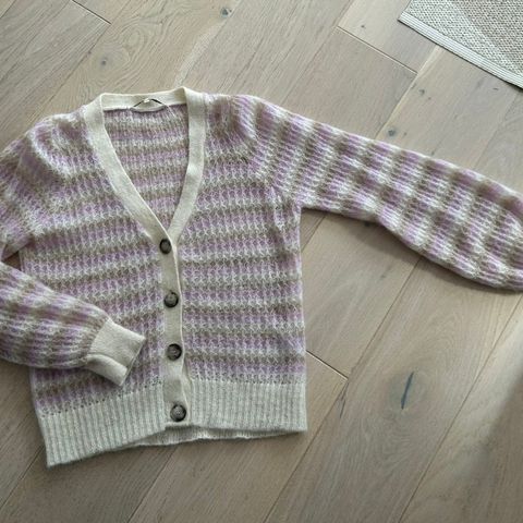 Second female cardigan i Mohairblanding