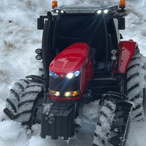 Massey Ferguson rc traktor