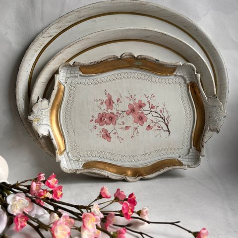 Vakre serveringsfat / serveringsbrett ~ shabby chic / coquette