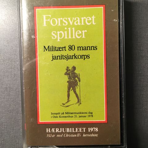 Kassett - Forsvaret spiller