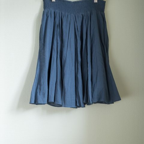 Navy cotton skirt