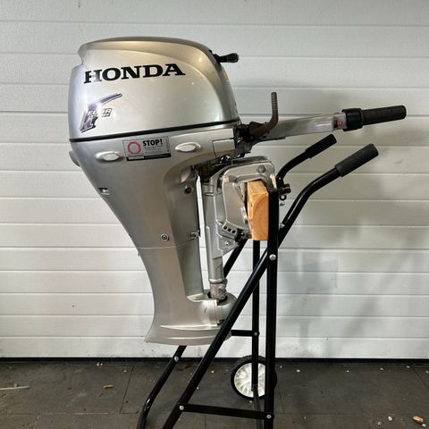 Honda 10hk 2010modell selges i deler