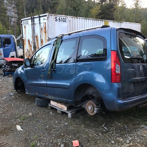 Citroën berlingo selges i deler.