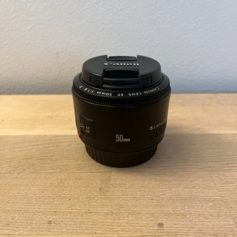 Canon EF 50mm f/1.8 II