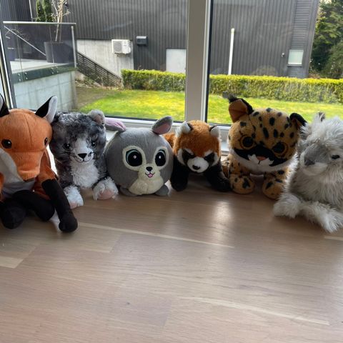 Plush dyr 50 kr per stk eller 190kr samlet