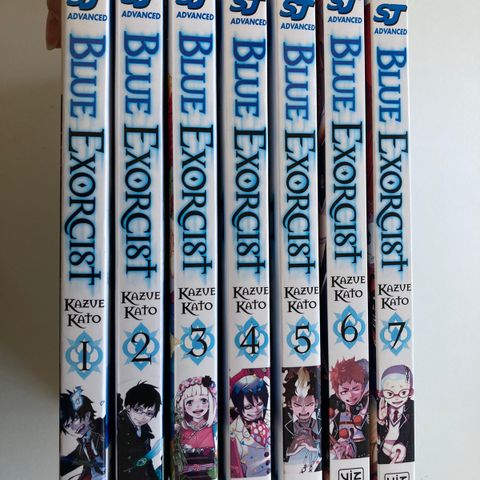 Japansk Manga-serie «Blue Exorcist» av Kazve Kato.