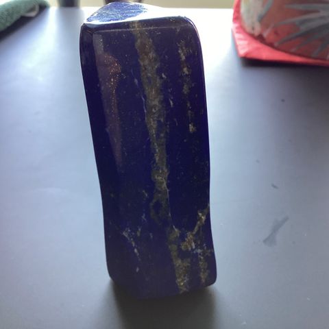 Lapis Lazuli (stein, krystaller)