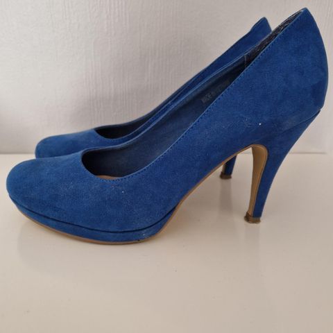 Pumps str. 39