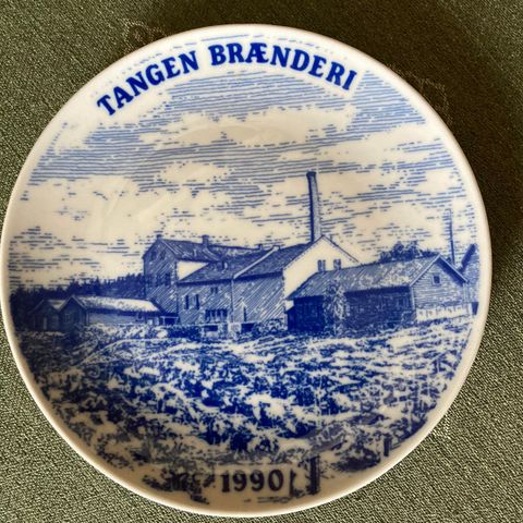 Ubrukt platte-Tangen Brænderi  1990- Tangen Brenneri  -Stange kommune