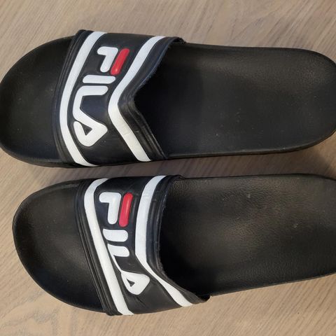 Fila slippers. Str 39