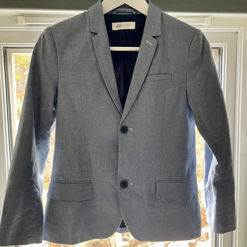 Klassisk blazer fra H&M