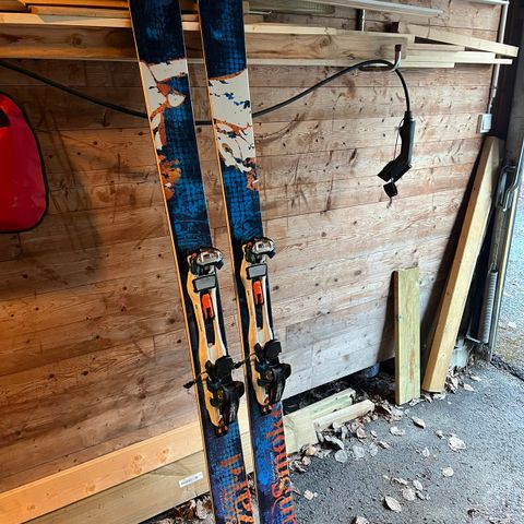 Randonee twintip ski 186 cm lang