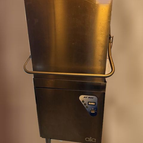 Oppvaskmaskin med hette AT900