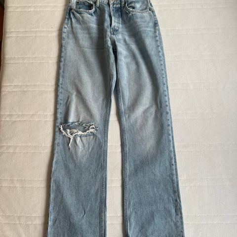 Regular, high rise Jeans fra H&M, str 36