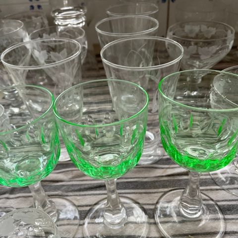 Nydelige glass