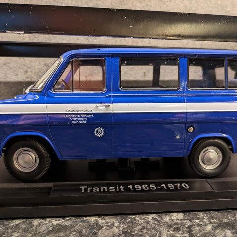 Ford Transit Buss MK1 THW Cologne 1965-1970 modell - KK-Skale - skala 1:18