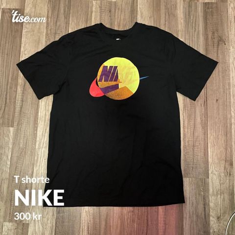 Nike t shorte