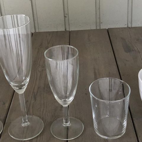 Kaffekopper og glass