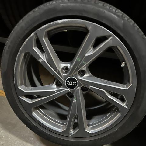 Komplette bilhjul til Audi e-Tron GT og Audi RS  e-Tron GT selges.