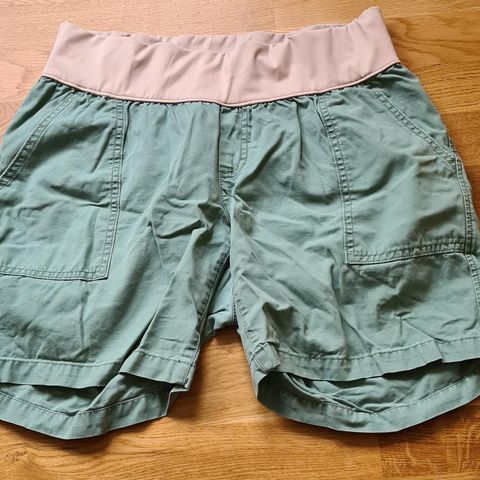 GAP Gravidshorts, størrelse 10 (ca. M)