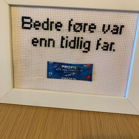 Geriljabroderi, artig gave til konfirmanten?