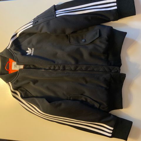 Adidas bomber jakke str xs (japan M)